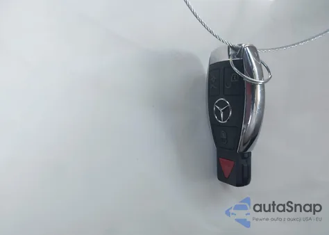 2017 Mercedes-Benz Glc 300 Coupe 4Matic z USA, uszkodzony, nr VIN WDC0J4KB1HF257027